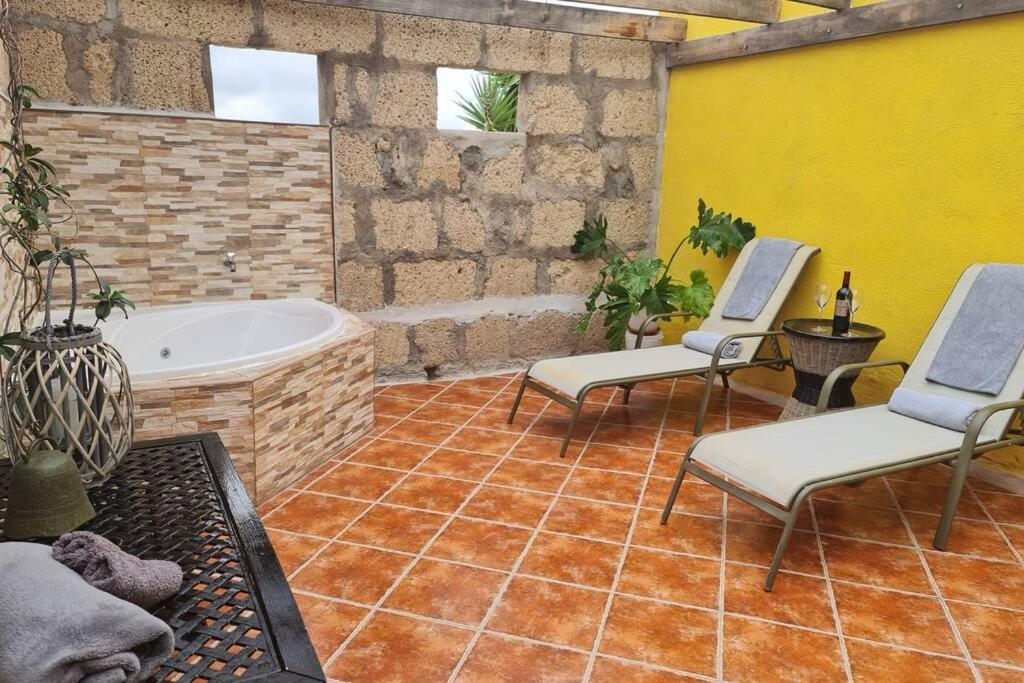Tejina de Isora Lovely Two Bedroom Apartment With Amazing View מראה חיצוני תמונה