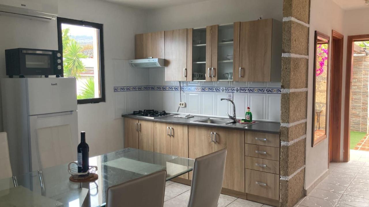 Tejina de Isora Lovely Two Bedroom Apartment With Amazing View מראה חיצוני תמונה