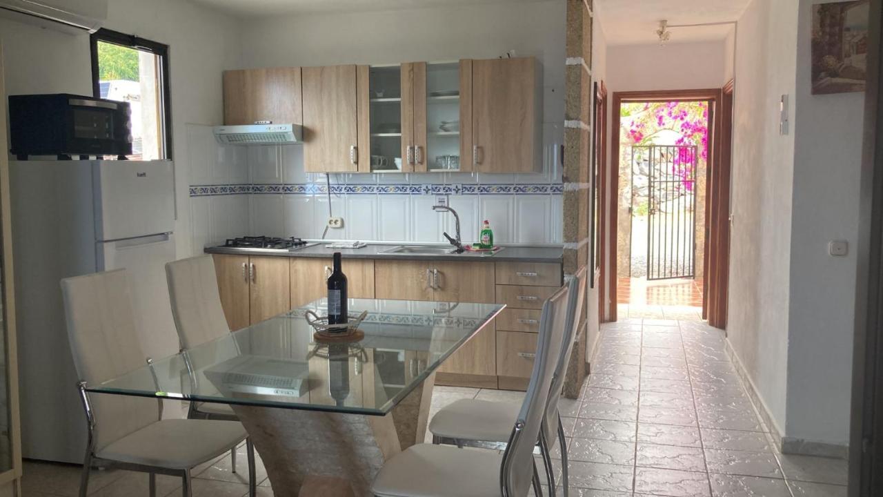 Tejina de Isora Lovely Two Bedroom Apartment With Amazing View מראה חיצוני תמונה